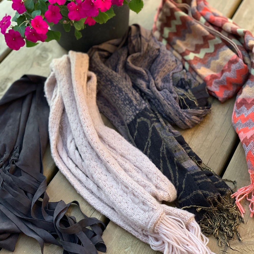 *2/$20* Scarf Bundle - Picture 2 of 6